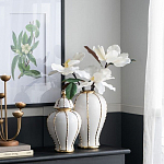 Ваза белая с крышкой и золотистыми вертикальными полосками Chinoiserie Ceramics варинант исполнения - 1 | Loft Concept в Ростове-на-Дону