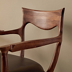 Кушетка с деревянным каркасом и сиденьем из коричневой натуральной кожи Moon Walnut Furniture варинант исполнения - 3 | Loft Concept в Ростове-на-Дону