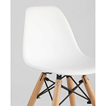 Пластиковый стул на ножках из массива бука Eames Small White варинант исполнения - 2 | Loft Concept в Ростове-на-Дону