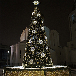 Уличная Новогодняя Ель с золотыми шарами и звездой на вершине в комплекте варинант исполнения - 2 | Loft Concept в Ростове-на-Дону