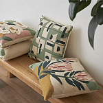 Подушка с цветочным принтом Blooming Elegance Lily варинант исполнения - 6 | Loft Concept в Ростове-на-Дону