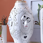 Ваза с декоративными лицами и графическими элементами в виде сердец и символов Faces of Imagination варинант исполнения - 7 | Loft Concept в Ростове-на-Дону