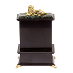 Часы настольные с декором в виде льва из натурального камня Нефрит Lion Stone Clock варинант исполнения - 4 | Loft Concept в Ростове-на-Дону