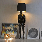 Лампа MALE MANNEQUIN LAMP с абажуром открытый позинг варинант исполнения - 3 | Loft Concept в Ростове-на-Дону