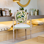 Стул с подлокотниками золотистый из бука с изображением птиц и цветов Blooming Birds варинант исполнения - 4 | Loft Concept в Ростове-на-Дону