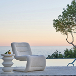 Кресло изогнутое с обивкой из ткани букле Smooth Bend Boucle Chair варинант исполнения - 6 | Loft Concept в Ростове-на-Дону