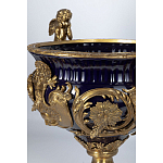 Чаша темно-синего цвета с фигурками ангелов и рельефным декором Eden Garden porcelain and bronze варинант исполнения - 2 | Loft Concept в Ростове-на-Дону